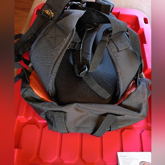 ALPS Mountaineering Synergy LTE Hiking Backpack 39L Rust Like New